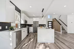 808 Lake Bridge Dr, Lake Dallas, TX 75065 - Photo 9