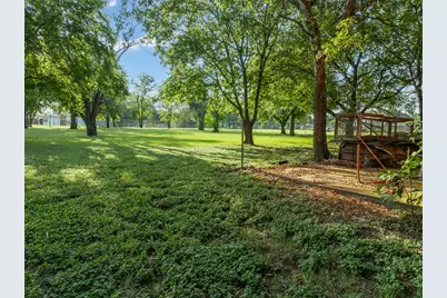 802 N Brazos Street, Whitney, TX 76692 - Photo 25