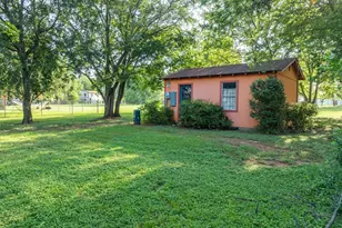 802 N Brazos St, Whitney, TX 76692 - Photo 27