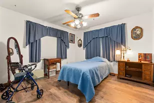 802 N Brazos St, Whitney, TX 76692 - Photo 17