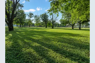 802 N Brazos Street, Whitney, TX 76692 - Photo 21