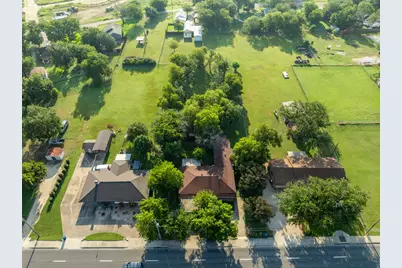 802 N Brazos Street, Whitney, TX 76692 - Photo 3