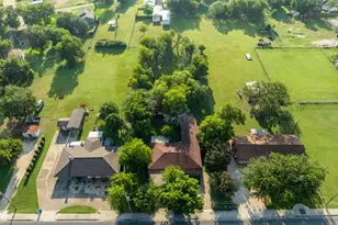 802 N Brazos St, Whitney, TX 76692 - Photo 3