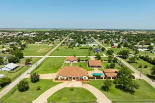 400 E Spurgeon St, Itasca, TX 76055 - Photo 3