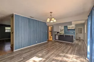 2924 Longfellow Ln, Denton, TX 76209 - Photo 7