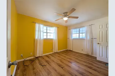 2924 Longfellow Lane, Denton, TX 76209 - Photo 11