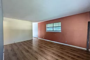 2924 Longfellow Ln, Denton, TX 76209 - Photo 3