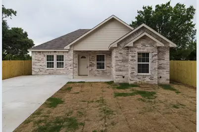 1436 E Baltimore Avenue, Fort Worth, TX 76104 - Photo 3