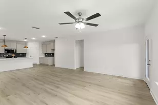 1733 Edgeway, Aubrey, TX 76227 - Photo 11