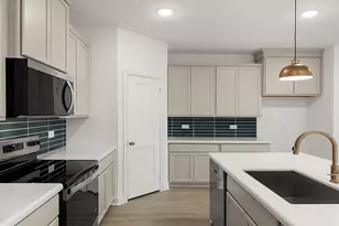 1733 Edgeway, Aubrey, TX 76227 - Photo 5