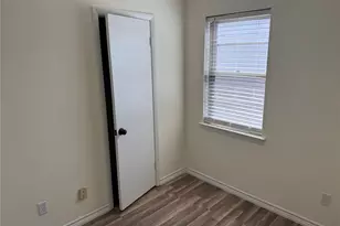 609 Crane Dr, Euless, TX 76039 - Photo 11