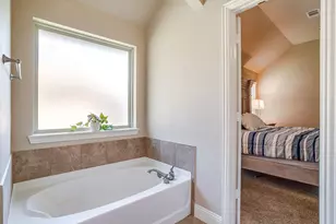 110 Sheri Way, Red Oak, TX 75154 - Photo 23