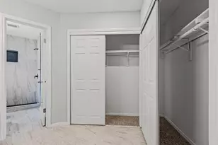 202 E Schreiber St, Garland, TX 75040 - Photo 9