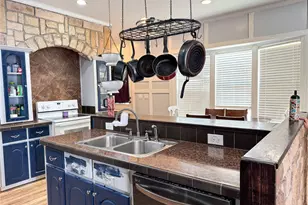 206 E 7th St, Cisco, TX 76437 - Photo 11