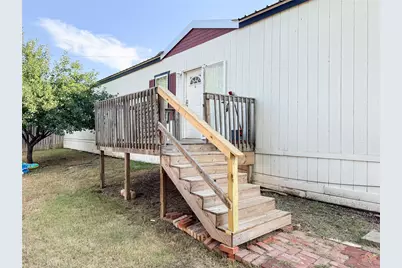 206 E 7th Street, Cisco, TX 76437 - Photo 3