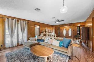 2402 White St, Clifton, TX 76634 - Photo 11