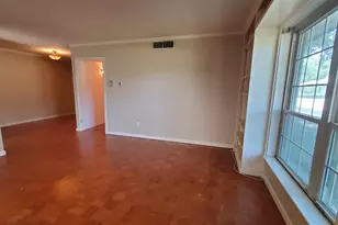 7700 Meadow Park Dr, Dallas, TX 75230 - Photo 11