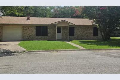 606 Hunter Street, Bonham, TX 75418 - Photo 1