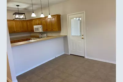 27101 Meadowmore Court, Whitney, TX 76692 - Photo 9