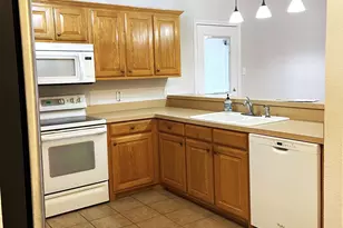 27101 Meadowmore Ct, Whitney, TX 76692 - Photo 9