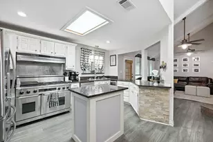 11005 Cowboy Ln, Flower Mound, TX 76262 - Photo 7