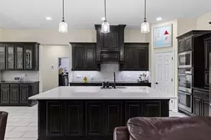 117 Coyote Cave Ln, Alvord, TX 76225 - Photo 9