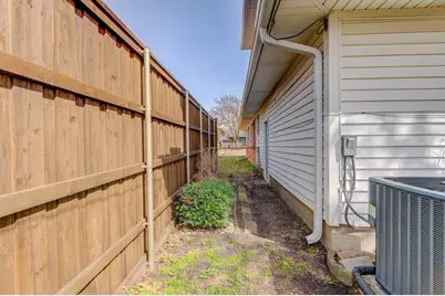 9203 Lindaro Lane, Dallas, TX 75228 - Photo 31