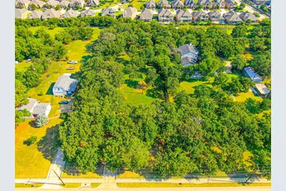 2801 Russell Road, Arlington, TX 76001 - Photo 11