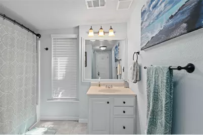 301 E 7th Street, Shady Shores, TX 76208 - Photo 17