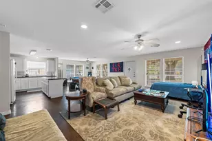 2439 S 2nd St, Waco, TX 76706 - Photo 9