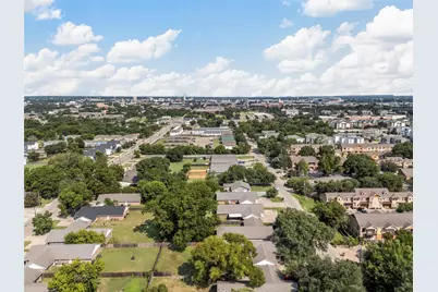 2439 S 2nd Street, Waco, TX 76706 - Photo 25