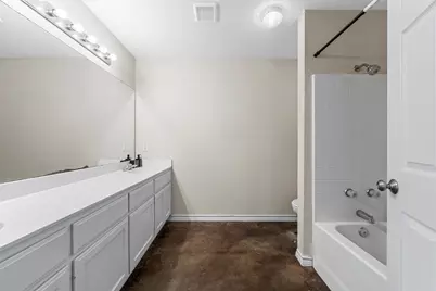 2439 S 2nd Street, Waco, TX 76706 - Photo 15