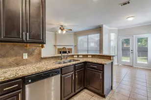 2847 Caminata, Grand Prairie, TX 75054 - Photo 11