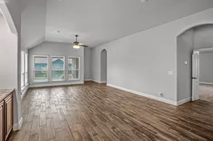 1132 Snowy Owl Dr, Alvarado, TX 76009 - Photo 15