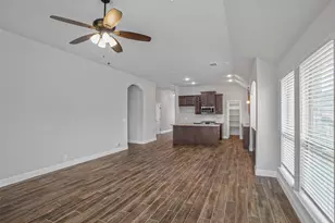 1132 Snowy Owl Dr, Alvarado, TX 76009 - Photo 17