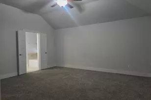 126 Creekside Dr, Sanger, TX 76266 - Photo 9