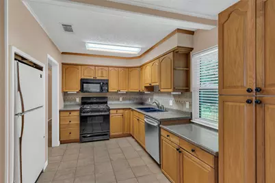 815 Milam Drive, Euless, TX 76039 - Photo 13