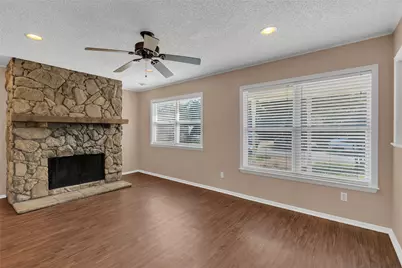 815 Milam Drive, Euless, TX 76039 - Photo 11