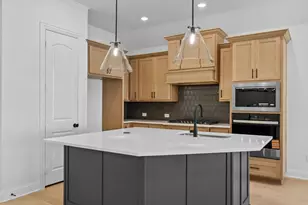 628 Dublin Dr, Celina, TX 75009 - Photo 9