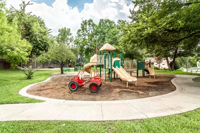 1901 N Fitzhugh Avenue #19, Dallas, TX 75204 - Photo 27