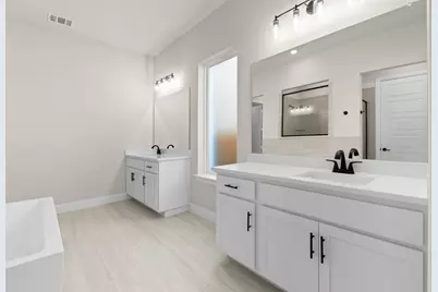 637 Bunchberry Street, Fort Worth, TX 76247 - Photo 17