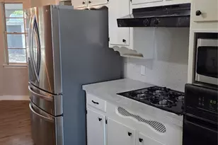 605 S Files St, Itasca, TX 76055 - Photo 5