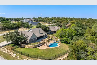 3868 Legend Trail, Granbury, TX 76049 - Photo 15