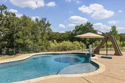 3868 Legend Trail, Granbury, TX 76049 - Photo 37