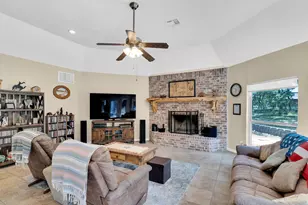 118 Oak Ridge Loop, Whitney, TX 76692 - Photo 9