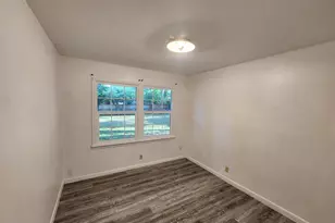 2206 Huntington Dr, Arlington, TX 76010 - Photo 5