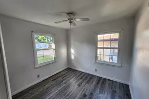 2206 Huntington Dr, Arlington, TX 76010 - Photo 7