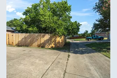 2800 Boyd Street, Ennis, TX 75119 - Photo 33