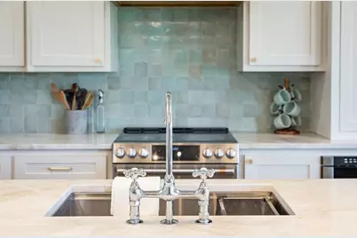 1132 Old Crawford Road, Crawford, TX 76638 - Photo 9