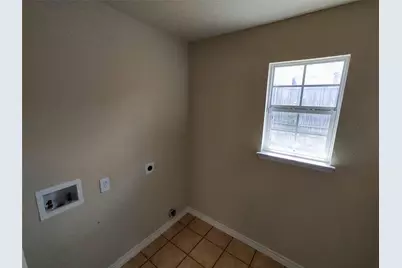 5213 Mirror Lake Drive, Haltom City, TX 76117 - Photo 11